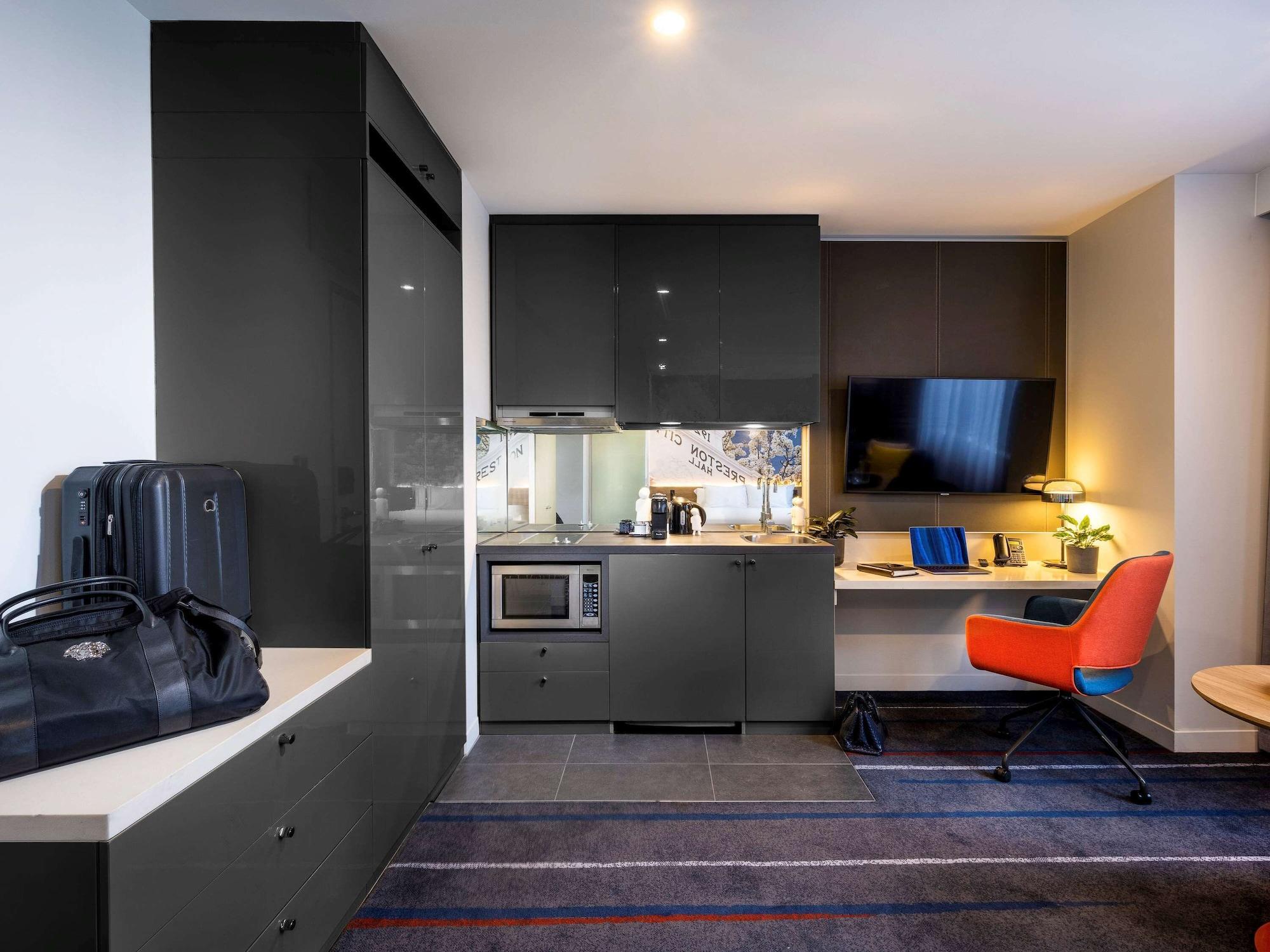 Novotel Melbourne Preston Exterior foto