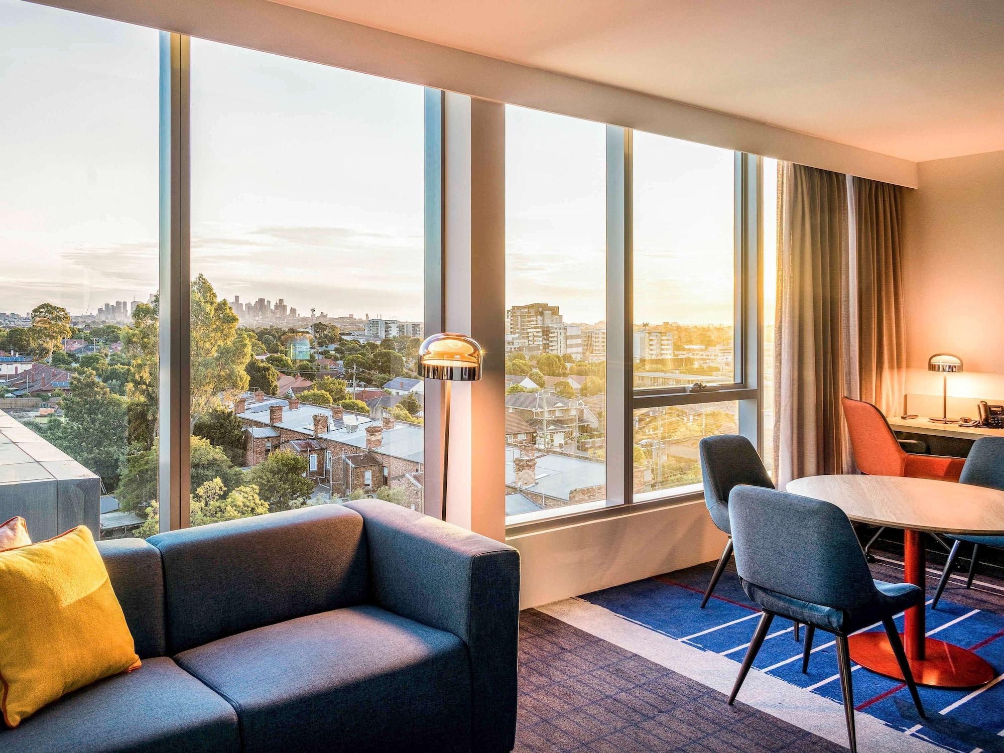 Novotel Melbourne Preston Exterior foto
